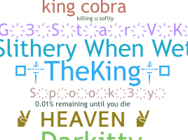 Nicknames for Slitherio: ꧁༒TheKing༒꧂, GET IN MŶ BĖLLŶ